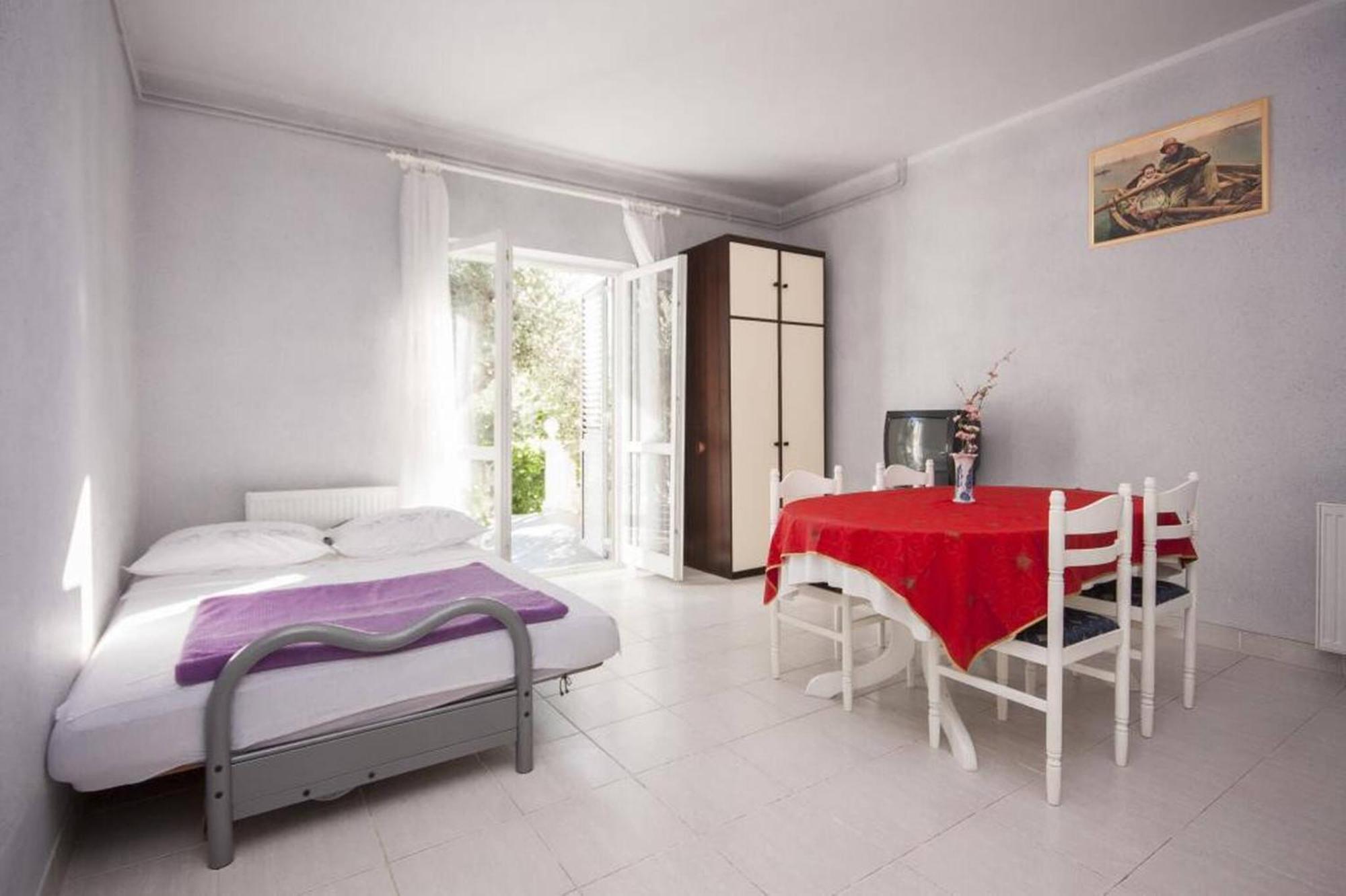 Apartments Zdenka Бродариця Екстер'єр фото