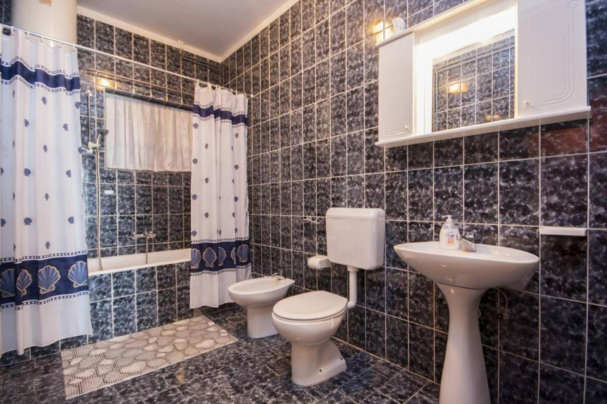 Apartments Zdenka Бродариця Екстер'єр фото